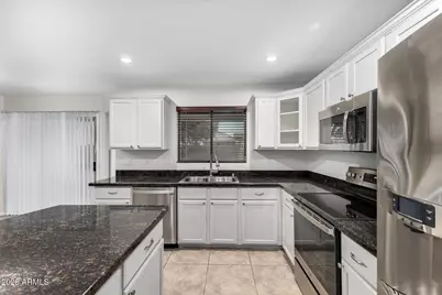 10046 W Velania Way, Tolleson, AZ 85353 - Photo 15