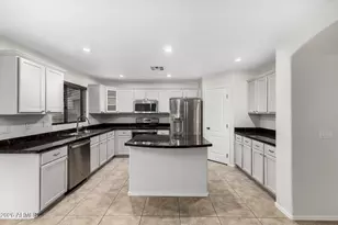 10046 W Velania Way, Tolleson, AZ 85353 - Photo 13