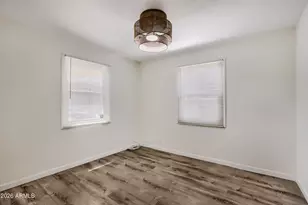 1116 S Holbrook Ln, Tempe, AZ 85281 - Photo 11