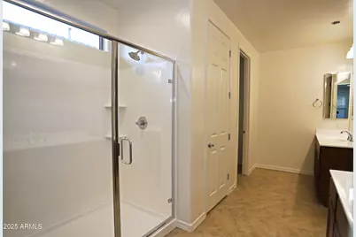 879 W Finch Drive, San Tan Valley, AZ 85140 - Photo 33