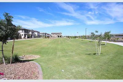 879 W Finch Drive, San Tan Valley, AZ 85140 - Photo 41