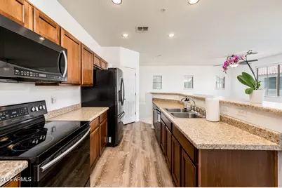 7445 S 30th Terrace, Phoenix, AZ 85042 - Photo 19