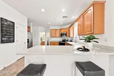 5216 N 16th Lane, Phoenix, AZ 85015 - Photo 9
