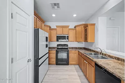 17781 N 114th Lane, Surprise, AZ 85378 - Photo 11