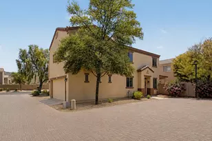 1322 E Dunbar Dr, Phoenix, AZ 85042 - Photo 1