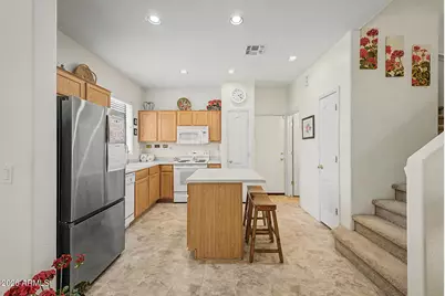 1322 E Dunbar Drive, Phoenix, AZ 85042 - Photo 9