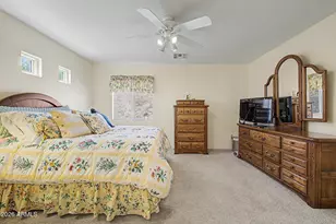 1322 E Dunbar Dr, Phoenix, AZ 85042 - Photo 15