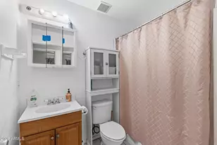 1229 E Devonshire Ave, Phoenix, AZ 85014 - Photo 17
