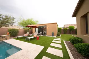 27507 N 56th Ln, Phoenix, AZ 85083 - Photo 11