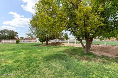 3511 S 201st Drive, Buckeye, AZ 85326 - Photo 39