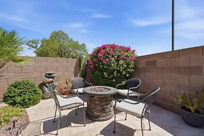 207 E Devon Drive, Gilbert, AZ 85296 - Photo 5