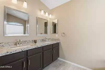207 E Devon Drive, Gilbert, AZ 85296 - Photo 19