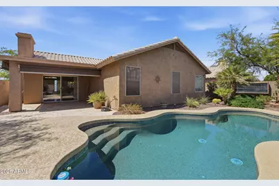 207 E Devon Drive, Gilbert, AZ 85296 - Photo 3