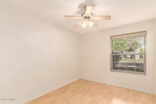 19912 N 76th Ave, Glendale, AZ 85308 - Photo 9