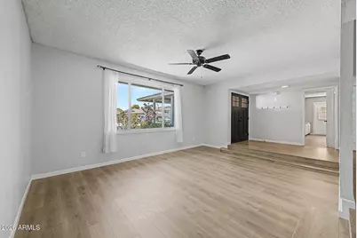 15616 N 56th Avenue, Glendale, AZ 85306 - Photo 3