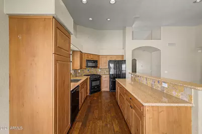 24646 N 42nd Lane, Glendale, AZ 85310 - Photo 15