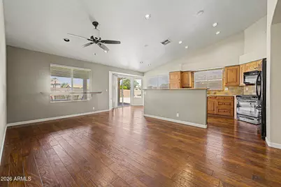 24646 N 42nd Lane, Glendale, AZ 85310 - Photo 11