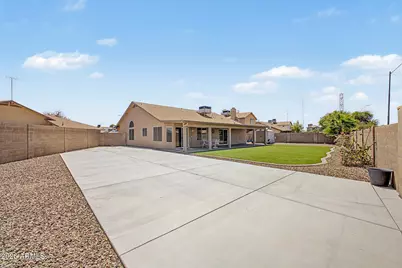 24646 N 42nd Lane, Glendale, AZ 85310 - Photo 31
