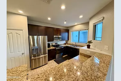 3060 E Dunbar Drive, Phoenix, AZ 85042 - Photo 11