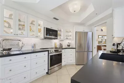 9442 N 106th Place, Scottsdale, AZ 85258 - Photo 15