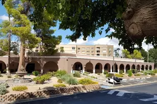 7860 E Camelback Rd, Scottsdale, AZ 85251 - Photo 23