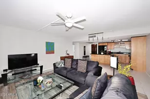 7860 E Camelback Rd, Scottsdale, AZ 85251 - Photo 3