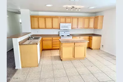 2106 W Alta Vista Road, Phoenix, AZ 85041 - Photo 13