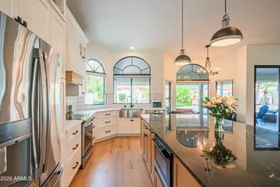 325 N La Arboleta Drive, Gilbert, AZ 85234 - Photo 5