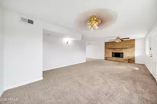 3472 E Sharon Dr, Phoenix, AZ 85032 - Photo 5