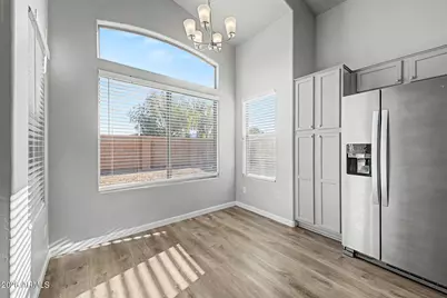 25846 W Kendall Street, Buckeye, AZ 85326 - Photo 9