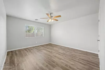 25846 W Kendall Street, Buckeye, AZ 85326 - Photo 13