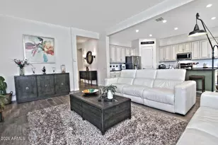 924 E Dumbarton Ave, Gilbert, AZ 85298 - Photo 7