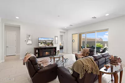 17389 W Surrey Drive, Surprise, AZ 85388 - Photo 11
