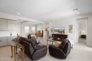 17389 W Surrey Dr, Surprise, AZ 85388 - Photo 9