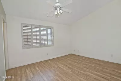 2204 W Manor Street, Chandler, AZ 85224 - Photo 17