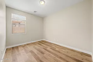 17007 W Southampton Rd, Surprise, AZ 85374 - Photo 23