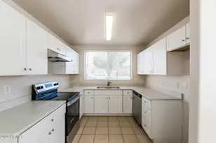 8717 W Bobby Lopez Dr, Tolleson, AZ 85353 - Photo 13