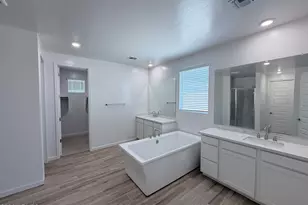7022 W Pinnacle Vista Dr, Peoria, AZ 85383 - Photo 25