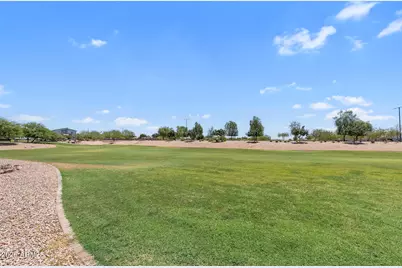 18633 W Desert Hollow Drive, Wittmann, AZ 85361 - Photo 35