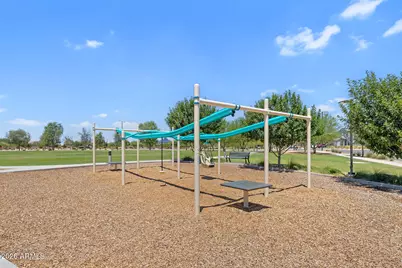 18633 W Desert Hollow Drive, Wittmann, AZ 85361 - Photo 29