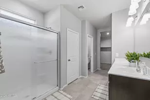 18633 W Desert Holw Dr, Wittmann, AZ 85361 - Photo 17