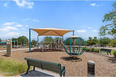 18633 W Desert Hollow Drive, Wittmann, AZ 85361 - Photo 33