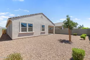 18633 W Desert Holw Dr, Wittmann, AZ 85361 - Photo 23