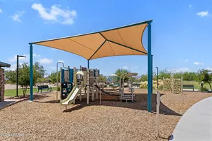 18633 W Desert Holw Dr, Wittmann, AZ 85361 - Photo 29