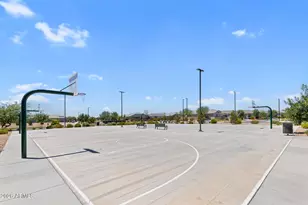 18633 W Desert Holw Dr, Wittmann, AZ 85361 - Photo 25
