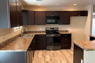 6013 E Evergreen St, Mesa, AZ 85205 - Photo 7
