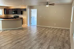 6013 E Evergreen St, Mesa, AZ 85205 - Photo 9