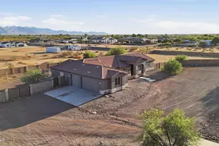 28920 N 201st Ave, Wittmann, AZ 85361 - Photo 35