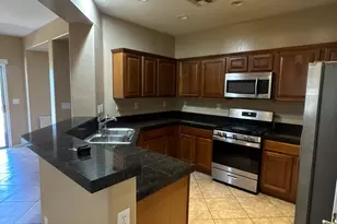 39208 N Parker Ln, Phoenix, AZ 85086 - Photo 3
