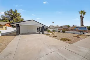 2738 E Windrose Dr, Phoenix, AZ 85032 - Photo 5